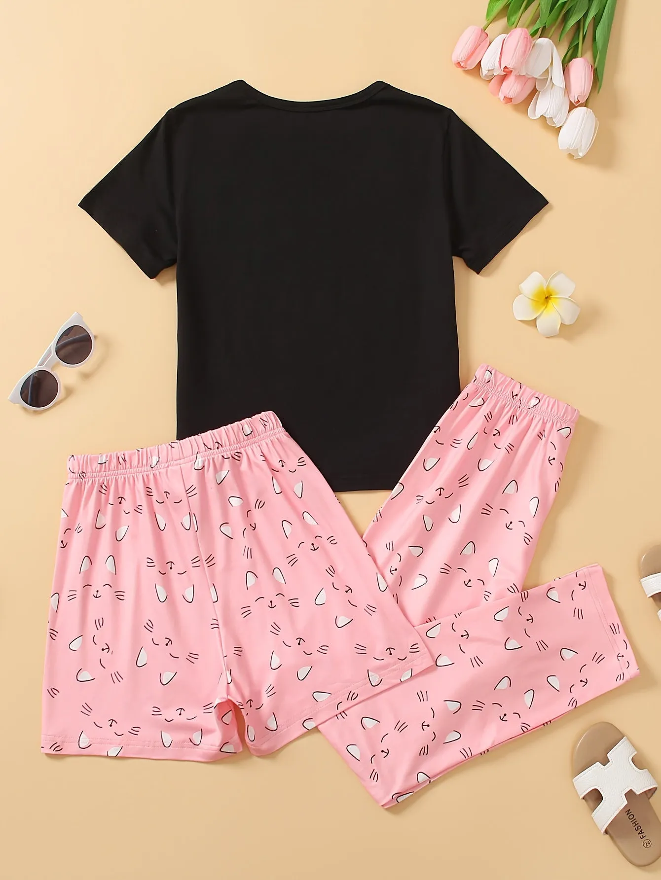 Adorable Girls' Cartoon Cat Summer Lounge Set – Cool & Comfy 🐱🌞