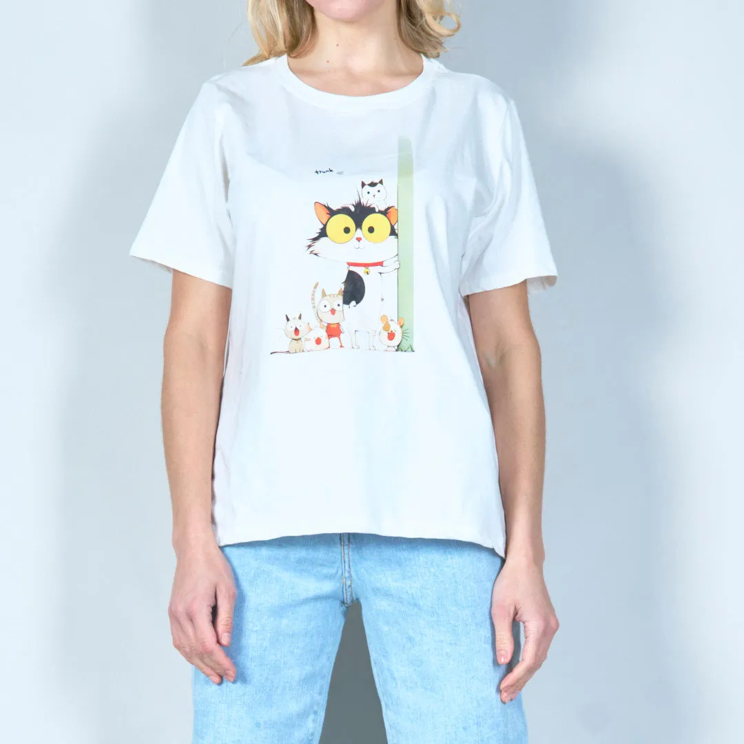 Cute cat family graphic tee wholesale